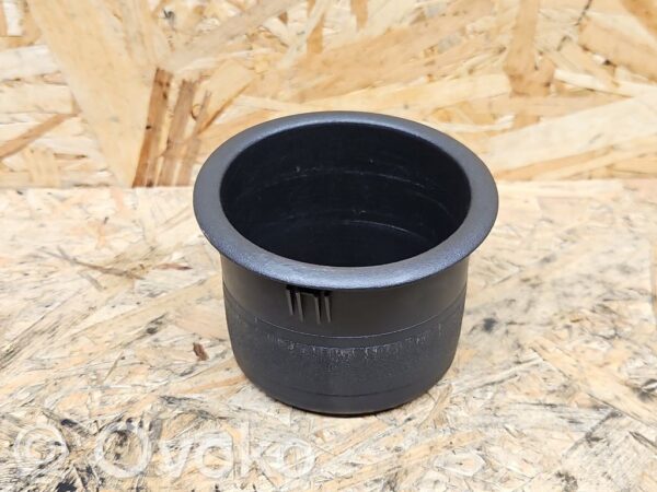 rrr-part-3058-c661ac59059a1697f30539ca9035b6d7 Ford Galaxy Cup holder