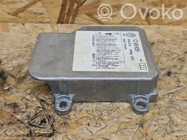 Skoda Fabia Mk2 (5J) Airbag control unit/module