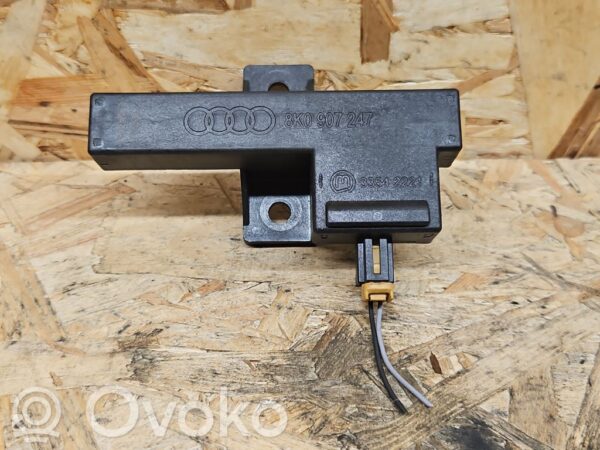 rrr-part-3075-2b1ed56110506f42a7b0dd11aeb8a5aa Audi S5 Võtmeta (KESSY) go juhtplokk/moodul