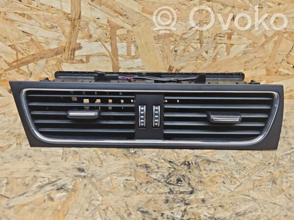 rrr-part-3082-f9e6b0f500823c6a9053450e877bc8bc Audi S5 Armatuurlaua keskmise õhutusava võre