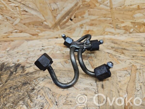 BMW 5 E60 E61 Fuel injector supply line/pipe