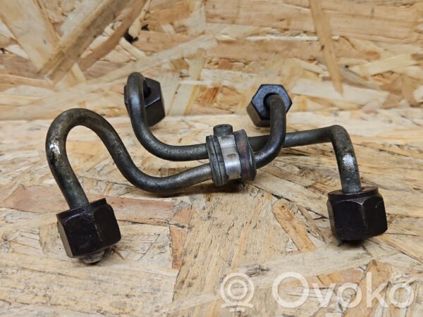 BMW 5 E60 E61 Fuel injector supply line/pipe