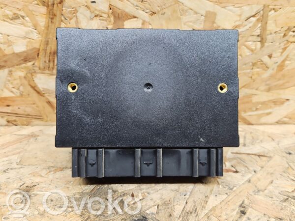 rrr-part-3131-788717e01e0beead9338d10b0c1559d7 Skoda Fabia Mk2 (5J) Comfort/convenience module