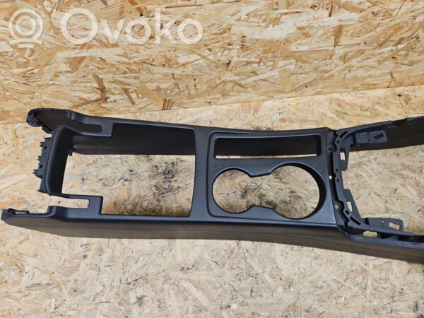 Audi S5 Center console