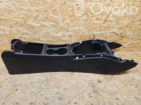 Audi S5 Center console