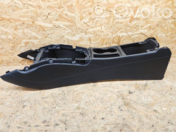 Audi S5 Center console