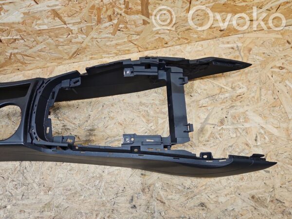 Audi S5 Center console
