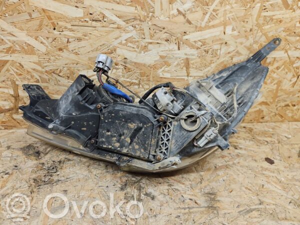 Subaru Outback Headlight/headlamp