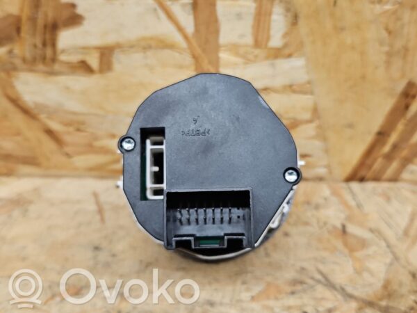 rrr-part-3170-b6c2739905285a443ec4de0848438870 Volkswagen Touareg I Differential lock switch