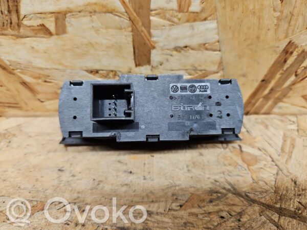 Volkswagen Touareg I ESP (stability program) switch