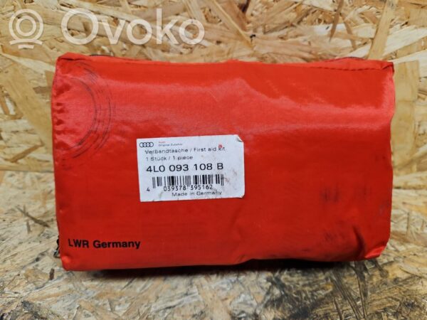 Audi S5 First aid kit