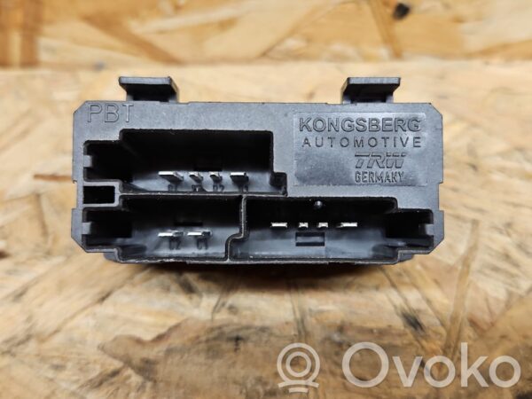 Volvo V70 Seat heating relay