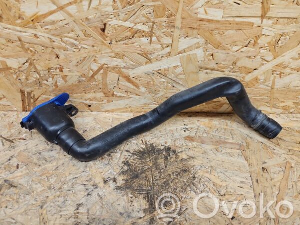 rrr-part-3202-8a1b2ebd4bbfdca3d15e363c24c2bc29 Volvo V70 Window washer liquid tank fill tube