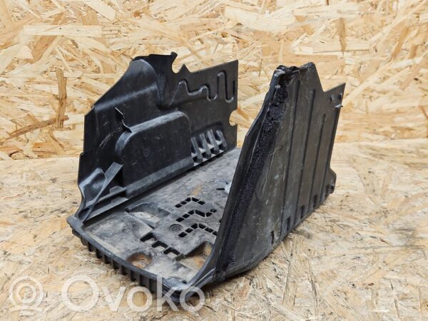 rrr-part-3205-f7c46decf2f5f630b5b54babcd078926 Volvo V70 Battery box tray