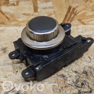 rrr-part-3206-8fce98c8d5f0f3249e30546f82fb354a BMW 5 E60 E61 Head unit multimedia control