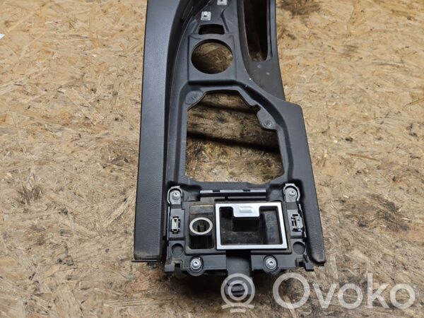 rrr-part-3208-eb7c6f03ec8a1cdef07567e7b311f671 BMW 5 E60 E61 Armrest