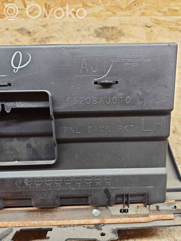 Subaru Outback Glove box