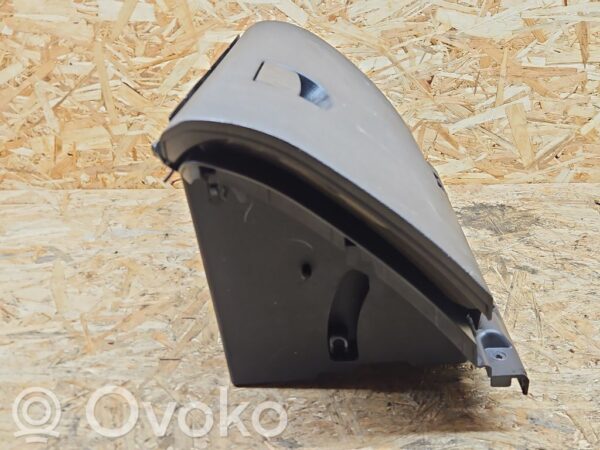 Subaru Outback Glove box