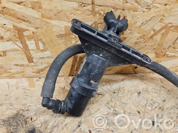 rrr-part-3220-13c2187103b7ed8f05b7cc853e715462 BMW 5 E60 E61 Esitulede pesuri pihusti otsik