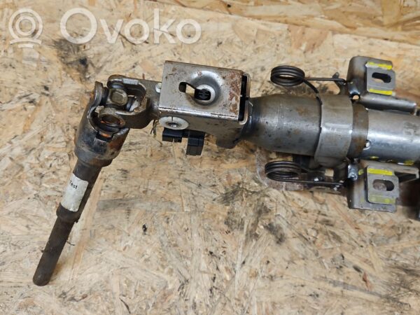 Toyota Avensis T250 Steering wheel axle