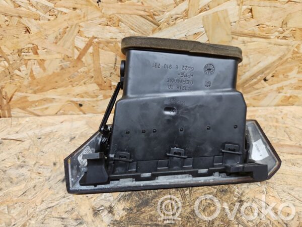 BMW 5 E60 E61 Dashboard side air vent grill/cover trim