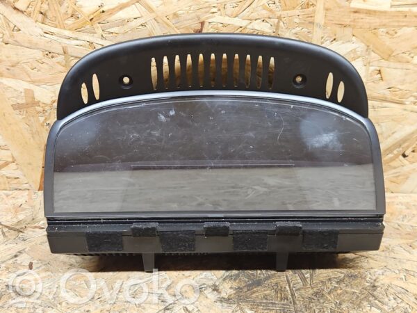 rrr-part-3243-820e3a26fe2d97d15a30e395bd59f319 BMW 5 E60 E61 Screen/display/small screen