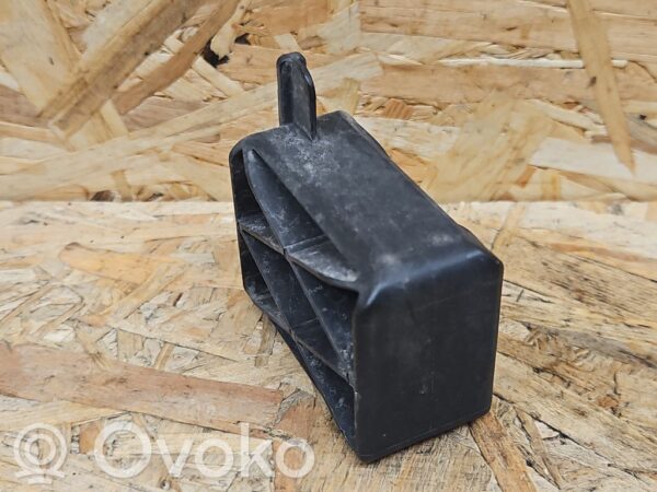 Ford Galaxy Radiator mount bracket