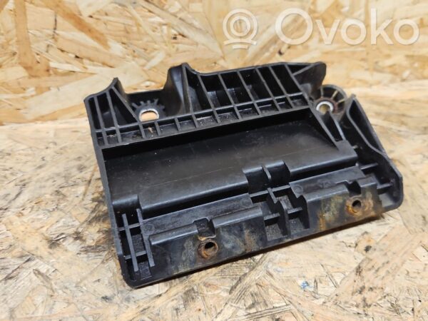 Ford Galaxy Battery tray
