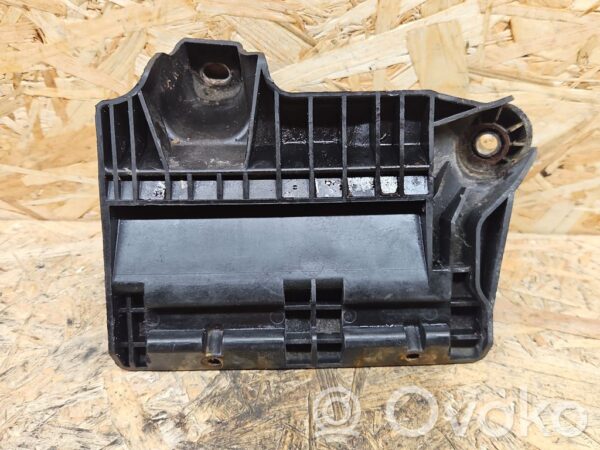Ford Galaxy Battery tray