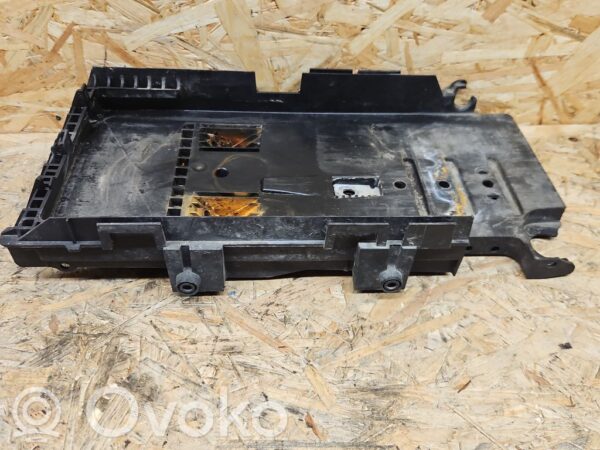 rrr-part-3296-5c65ff9d78b8e830425d16ea11724813 Ford Galaxy Battery box tray