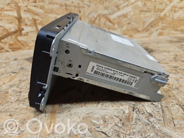 Skoda Fabia Mk2 (5J) Radio/CD/DVD/GPS head unit