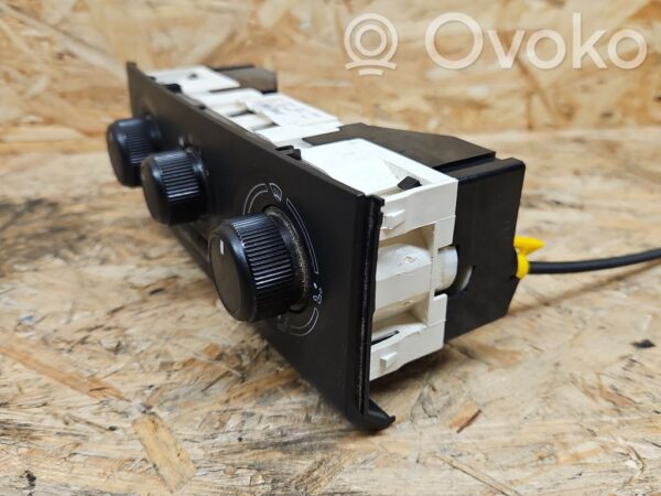 Skoda Fabia Mk2 (5J) Climate control unit