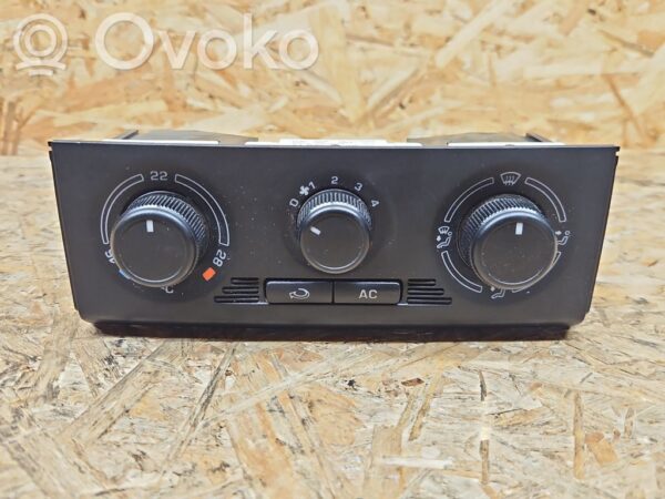 Skoda Fabia Mk2 (5J) Climate control unit