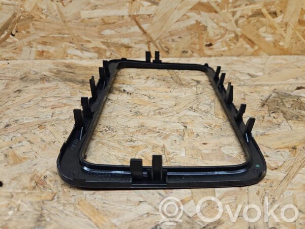 Skoda Fabia Mk2 (5J) Radio/GPS head unit trim