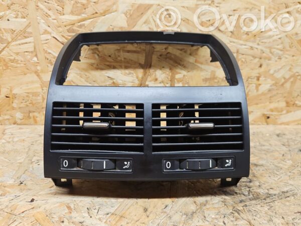 rrr-part-3316-78366177d0bc00504e80c6f570a06a46 Volkswagen Touareg I Dash center air vent grill