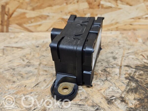 Volkswagen Touareg I ESP acceleration yaw rate sensor