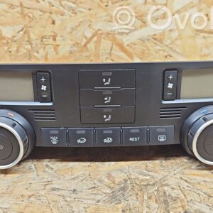 Volkswagen Touareg I Climate control unit