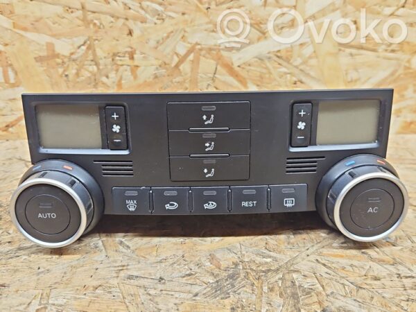 Volkswagen Touareg I Climate control unit