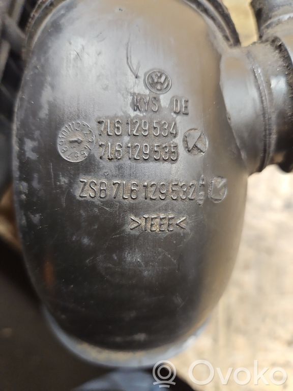 rrr-part-3329-61746b3732501023d7de10adb433bb0e Volkswagen Touareg I Õhu sisselaskekanali osa
