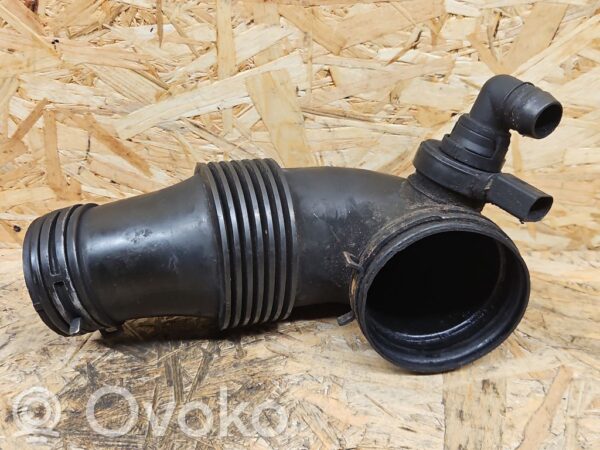 rrr-part-3329-a4102c618d13b239e21796e8bb86f4dd Volkswagen Touareg I Õhu sisselaskekanali osa