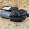 Volkswagen Touareg I Front door window regulator motor