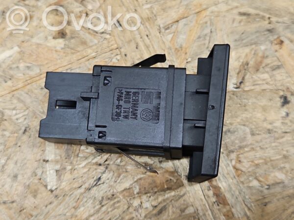 rrr-part-3336-e0d73e4943e56e4aece6a52afae09247 Volkswagen Touareg I Parking (PDC) sensor switch