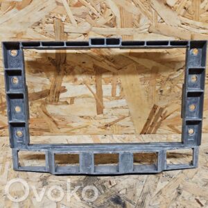 Volkswagen Touareg I Radio/GPS head unit trim