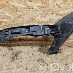 Volkswagen Touareg I Front bumper mounting bracket