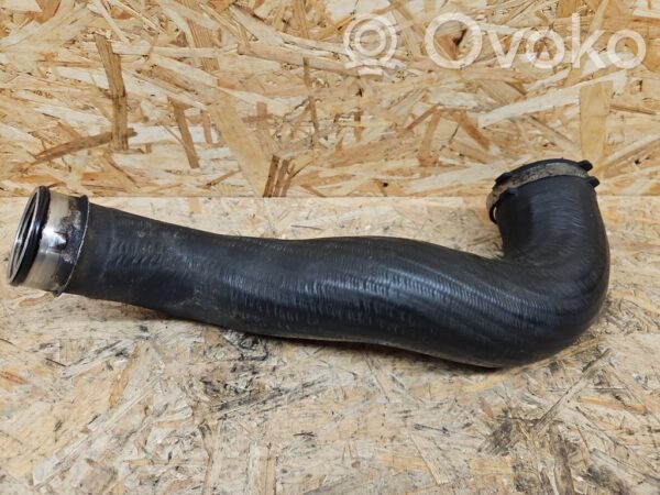 Volkswagen Touareg I Intercooler hose/pipe