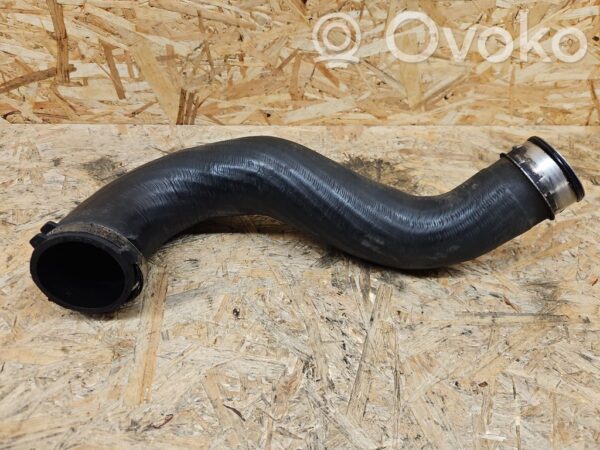 Volkswagen Touareg I Intercooler hose/pipe
