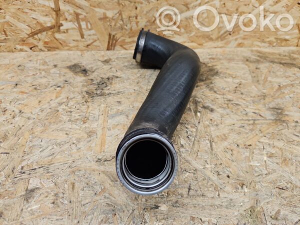 Volkswagen Touareg I Intercooler hose/pipe