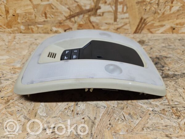 Volvo V70 Front seat light