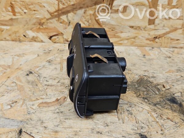 Volvo V70 Light switch