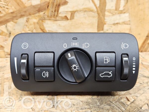 Volvo V70 Light switch